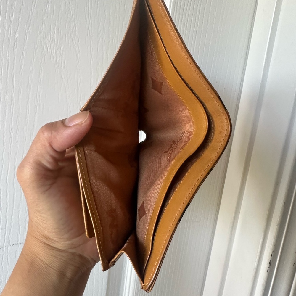 ๐๐๐ Cognac Visetos mens wallet - 100% authentic - Picture 12 of 13